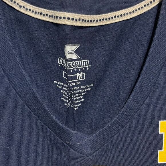 Colosseum Women's Multicolor Michigan 17 V-Neck Short Sleeve T-Shirt Medium - Picture 4 of 8